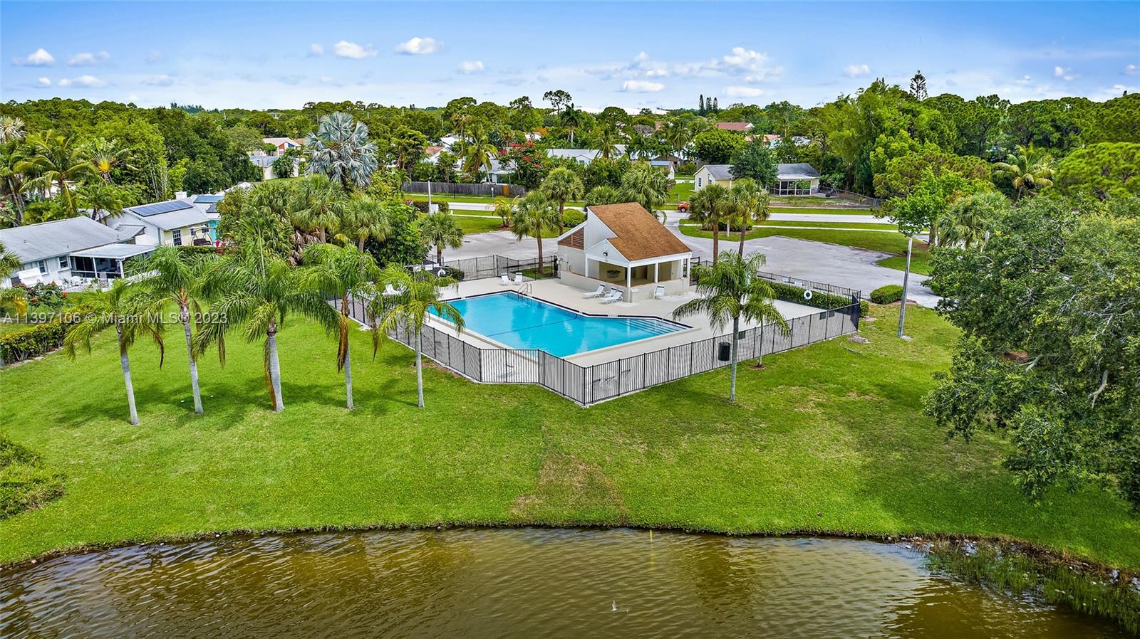 169 Greentree Circle Jupiter, FL 33458 - Photo 25 of 38 a view of an ocean with a house