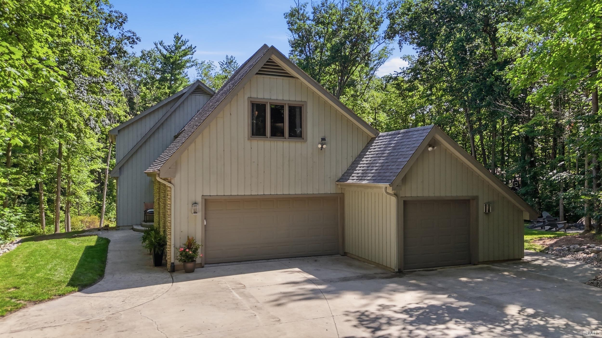 5721 Devils Hollow Road Fort Wayne, IN 46814 - Photo 4 of 46 Gallery Image 4