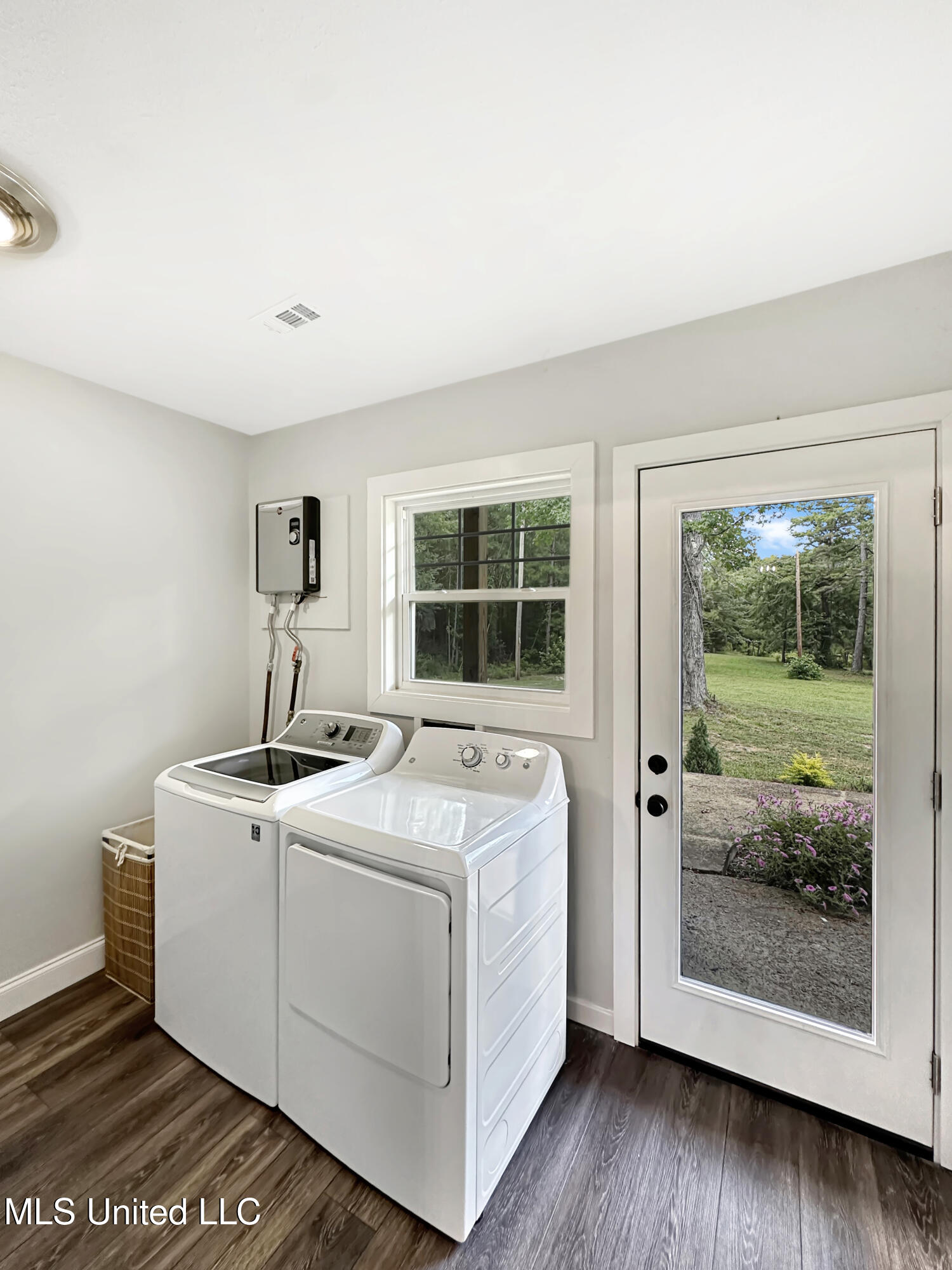 1459 Monterey Road Florence, MS 39073 - Photo 33 of 50 9fecb0e99f0bdc1f0a3e8febcff0eead670325ba