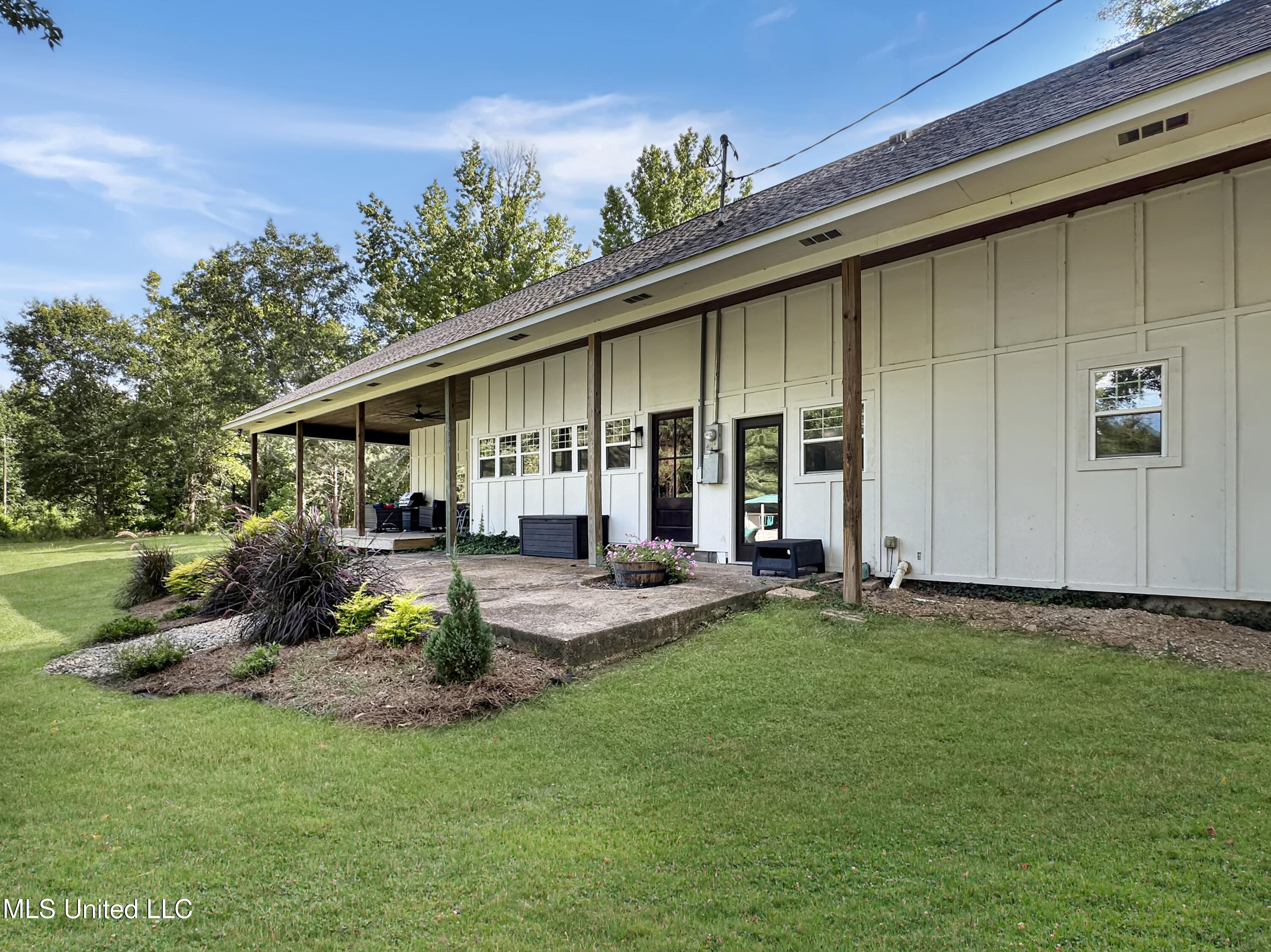 1459 Monterey Road Florence, MS 39073 - Photo 40 of 50 758ececdadbb10fb7fb530a38b6df6f3f7dc91b7