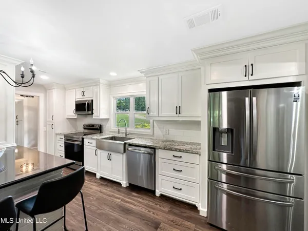 $499,900 | 1459 Monterey Road, Florence, MS 39073