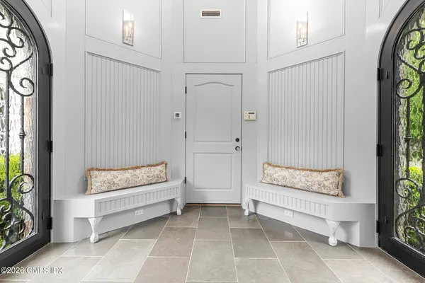 $8,250,000 | 34 Carrington Drive, Greenwich, CT 06831