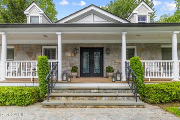 $8,250,000 | 34 Carrington Drive, Greenwich, CT 06831