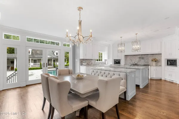 $8,250,000 | 34 Carrington Drive, Greenwich, CT 06831