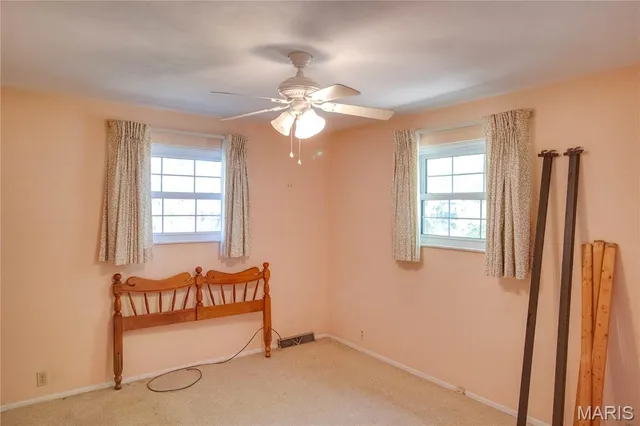 $219,000 | 1012 Richard Drive, Godfrey, IL 62035