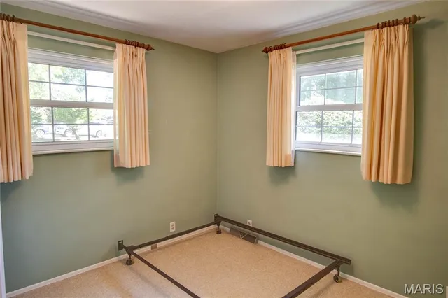 $219,000 | 1012 Richard Drive, Godfrey, IL 62035