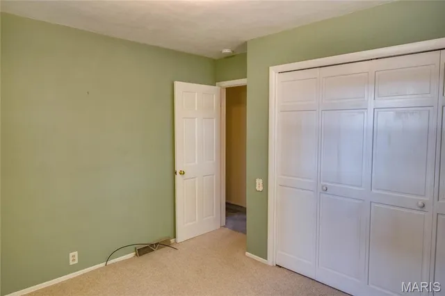 $219,000 | 1012 Richard Drive, Godfrey, IL 62035