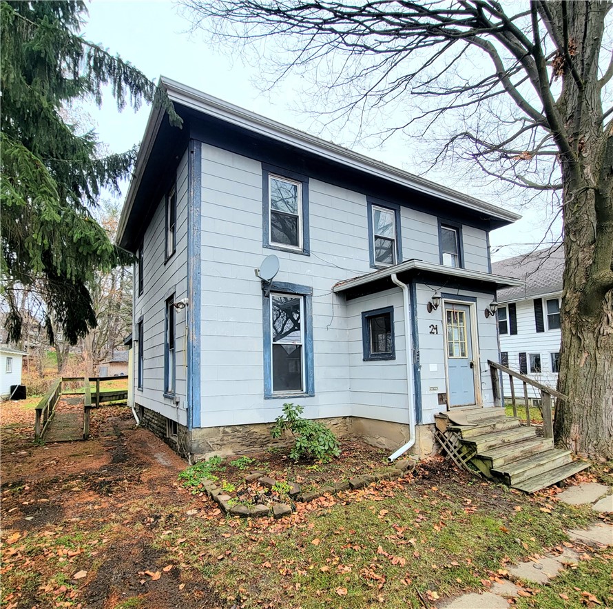 21 Leicester Street Perry, NY 14530 - Photo 1 of 1