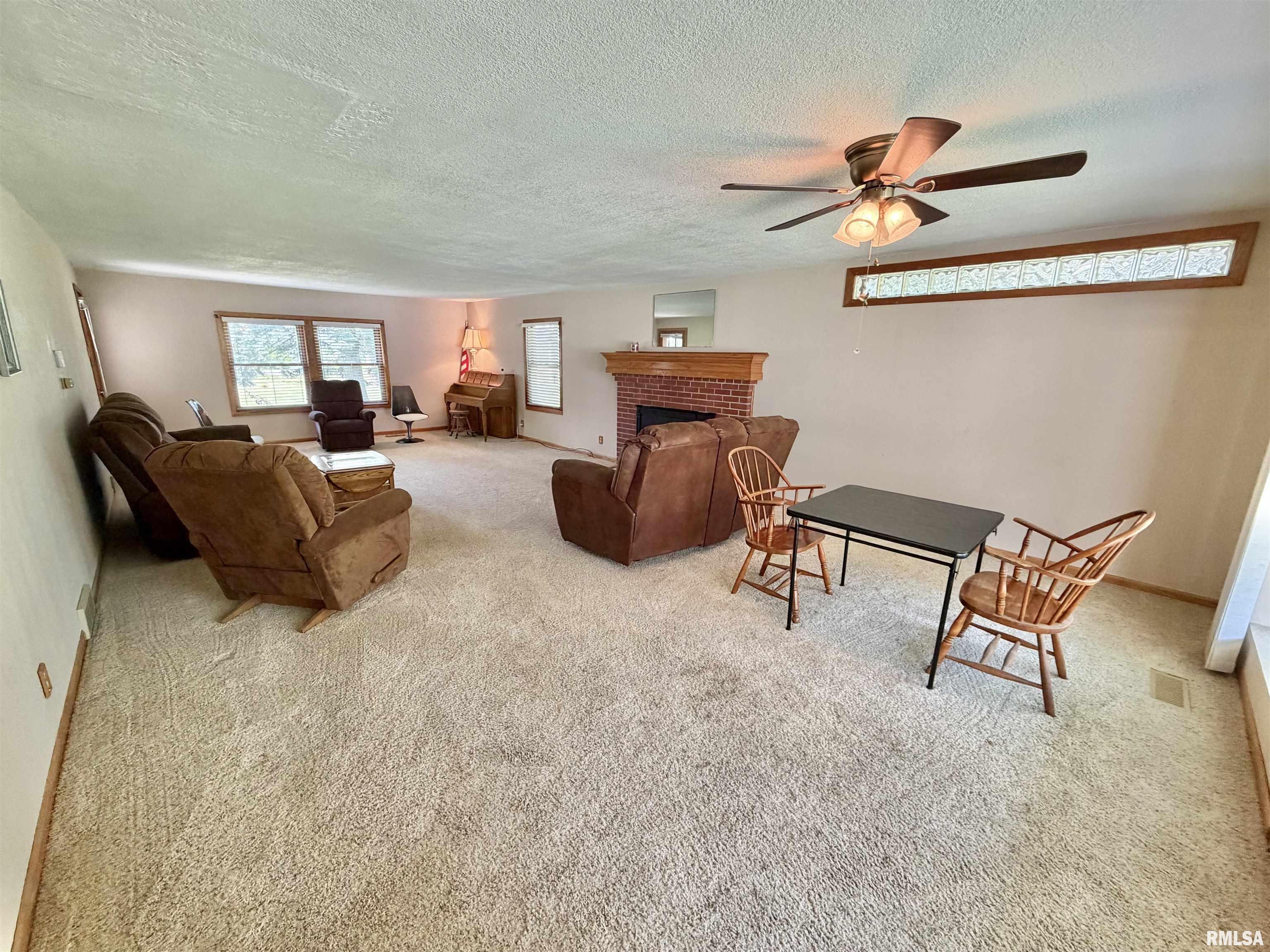 1797 South Lake Storey Road Galesburg, IL 61401 - Photo 5 of 33