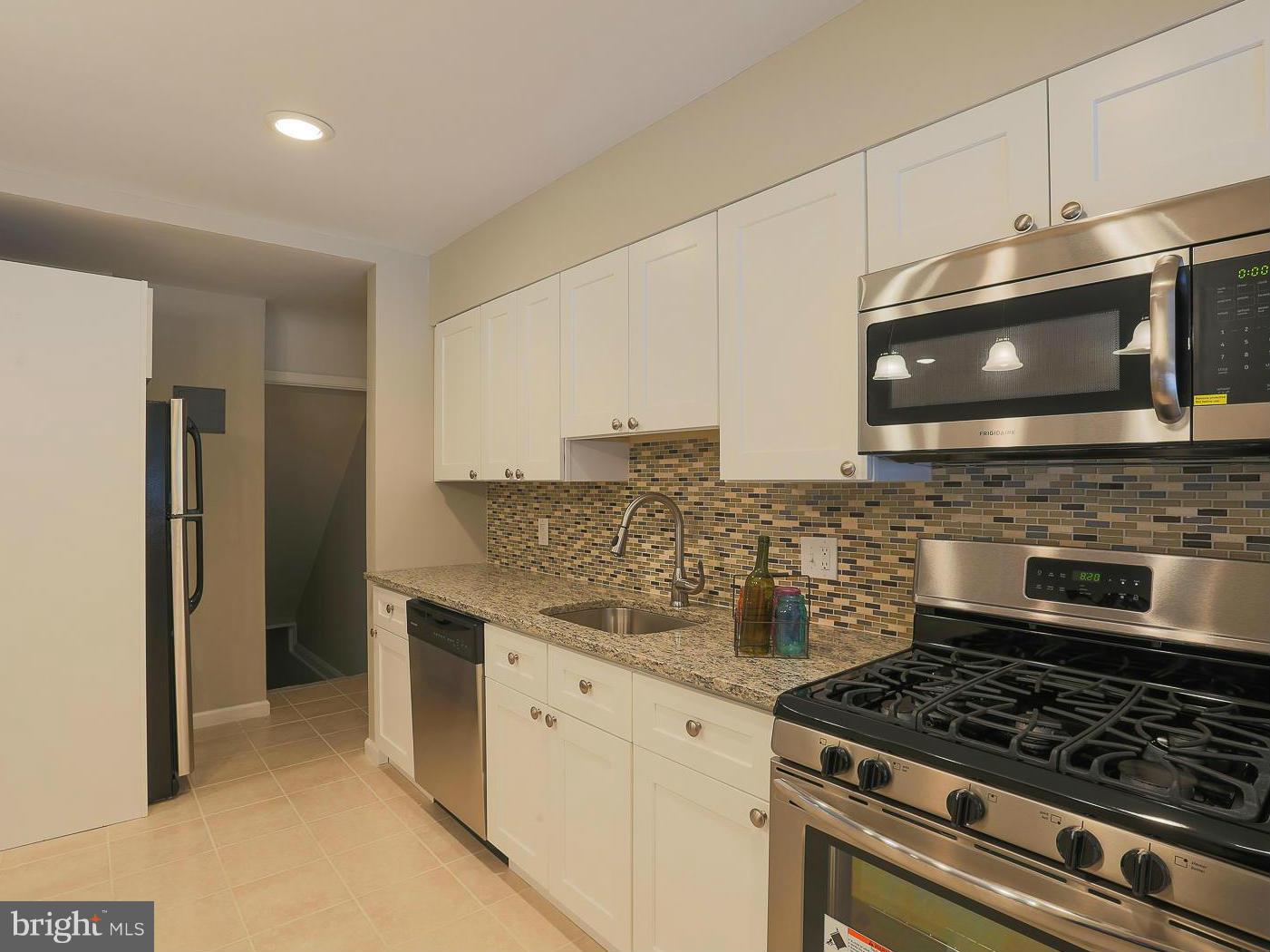 1412 East Cold Spring Lane Baltimore, MD 21239 - Photo 13 of 30 Kitchen