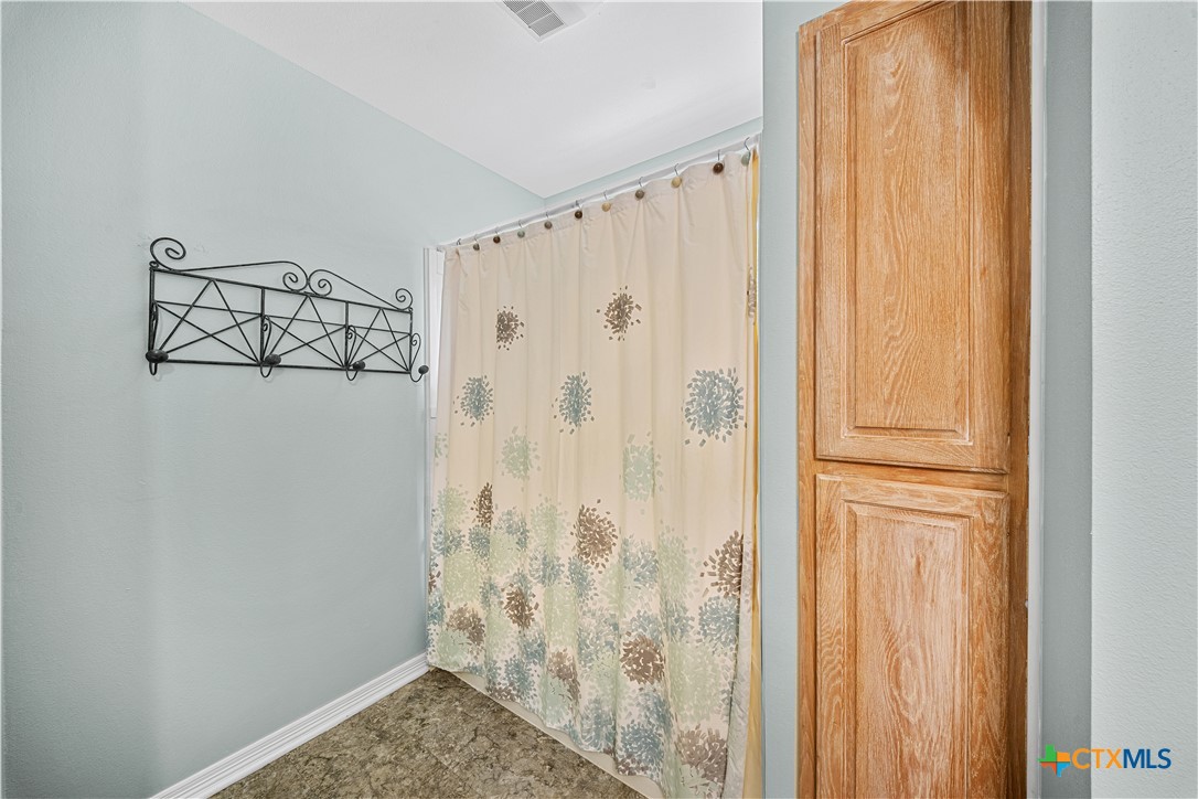 10302 Rocking H Road Salado, TX 76571 - Photo 23 of 40 Gallery Image 23