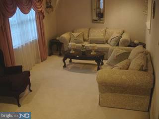 38 Hunting Ridge Road Newark, DE 19702 - Photo 2 of 5 Gallery Image 2