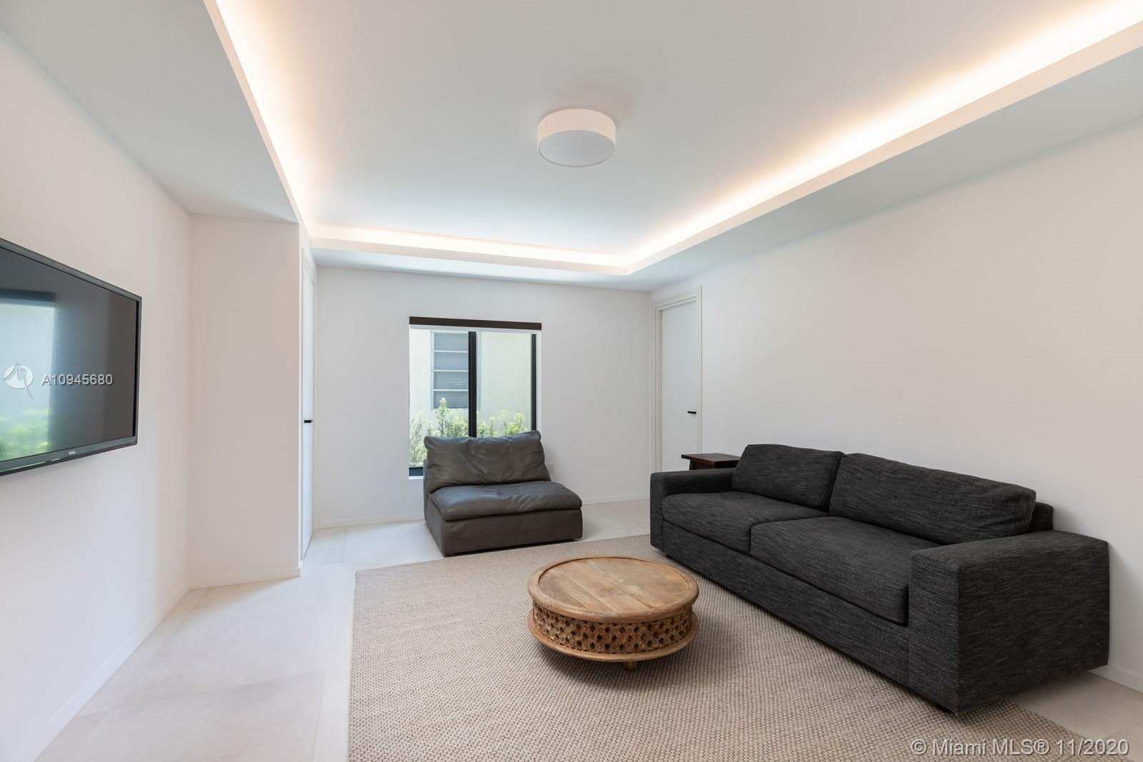 4301 Adams Avenue Miami Beach, FL 33140 - Photo 15 of 46