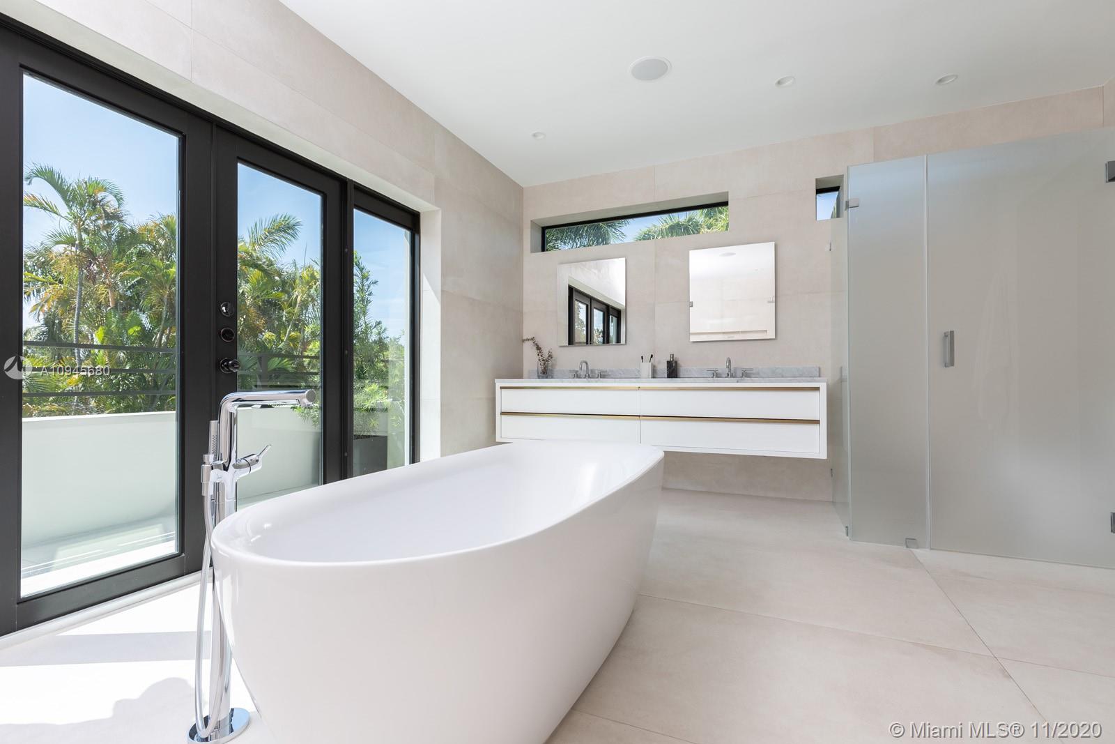 4301 Adams Avenue Miami Beach, FL 33140 - Photo 20 of 46