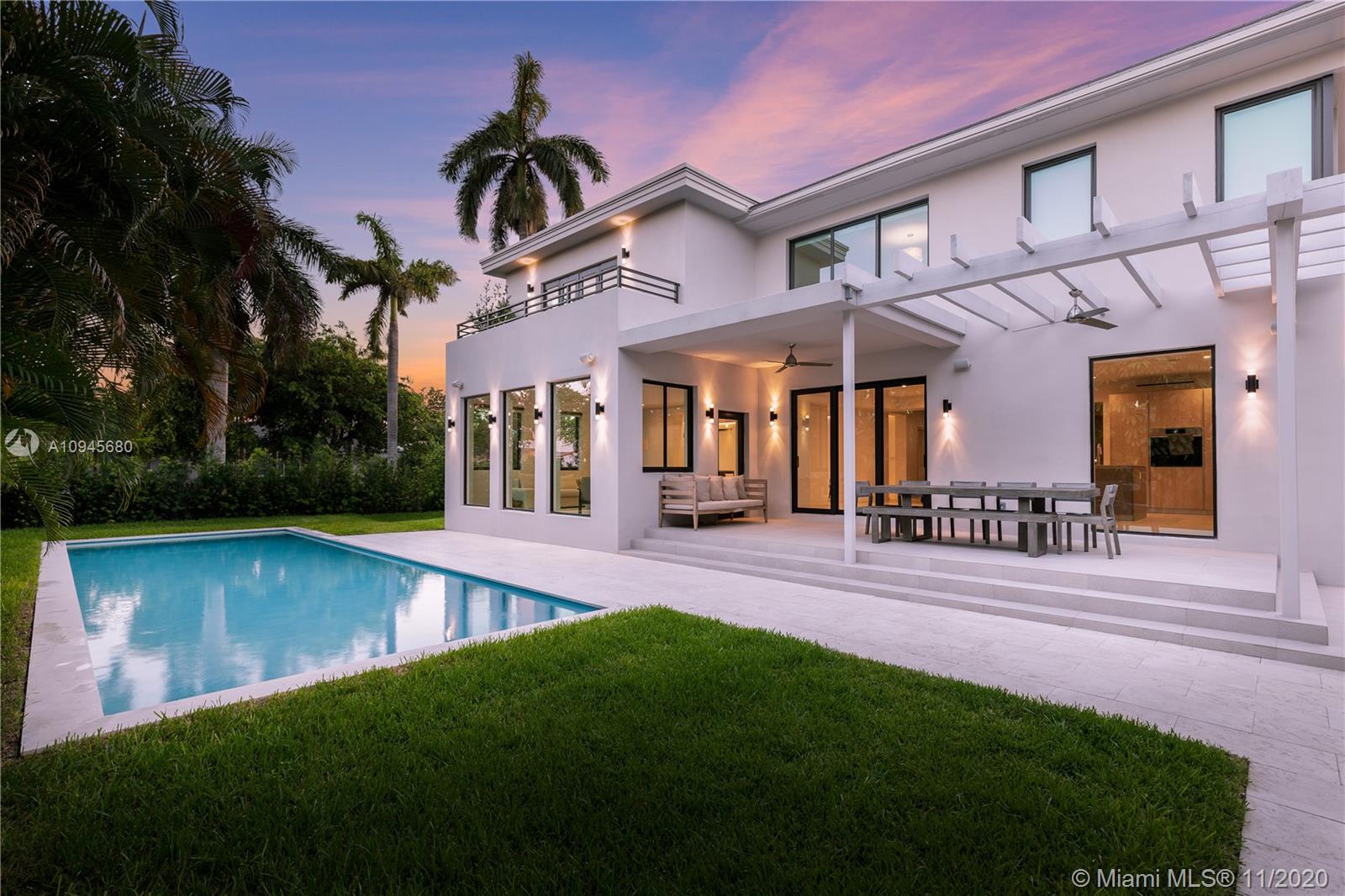 4301 Adams Avenue Miami Beach, FL 33140 - Photo 44 of 46