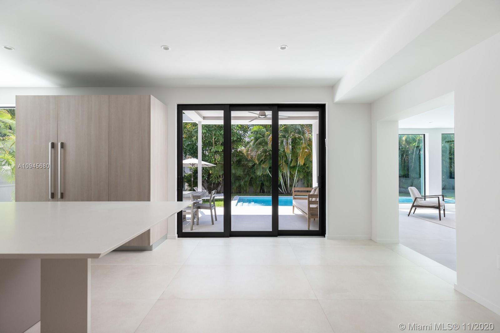 4301 Adams Avenue Miami Beach, FL 33140 - Photo 9 of 46