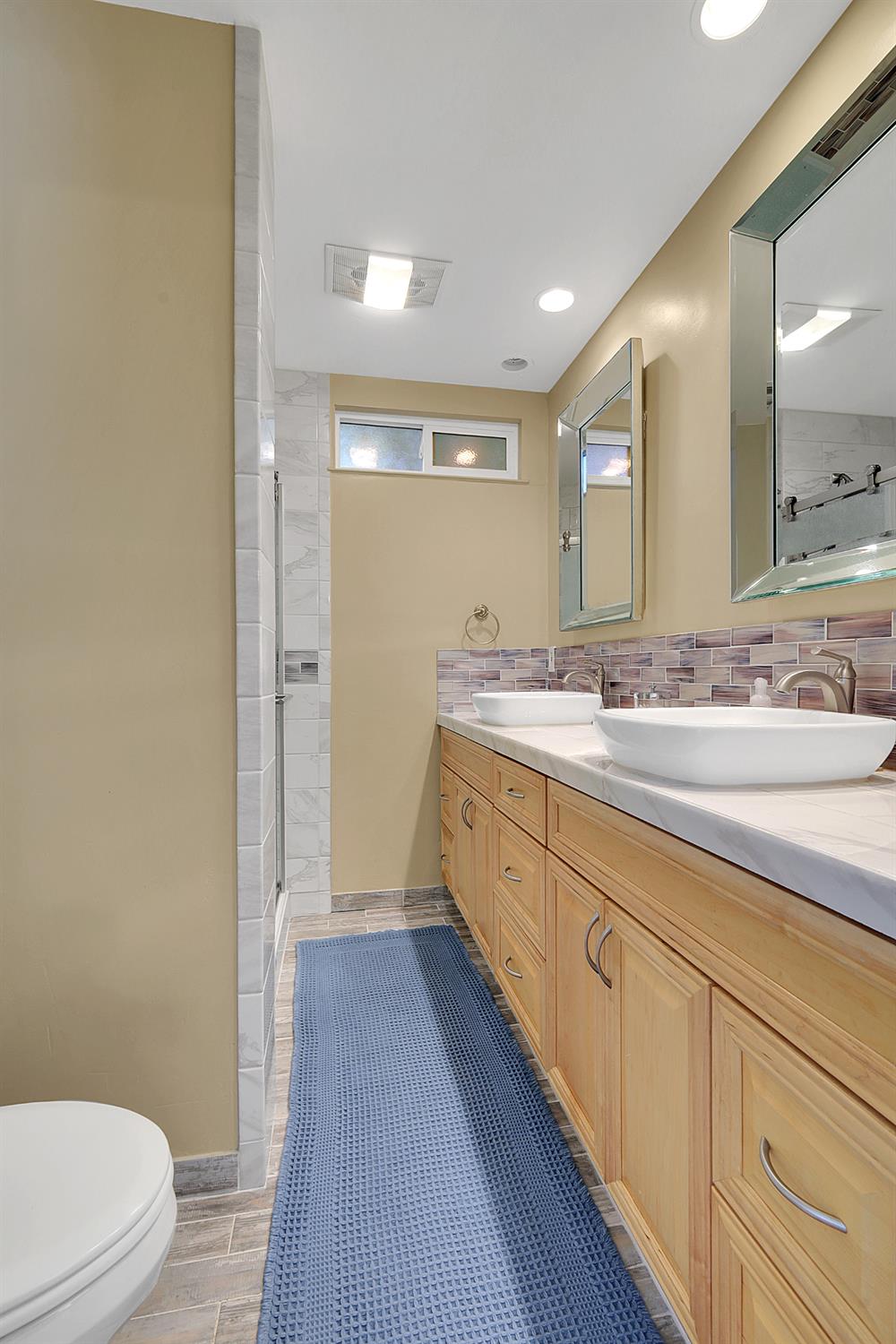 1213 Gary Way Carmichael, CA 95608 - Photo 27 of 51