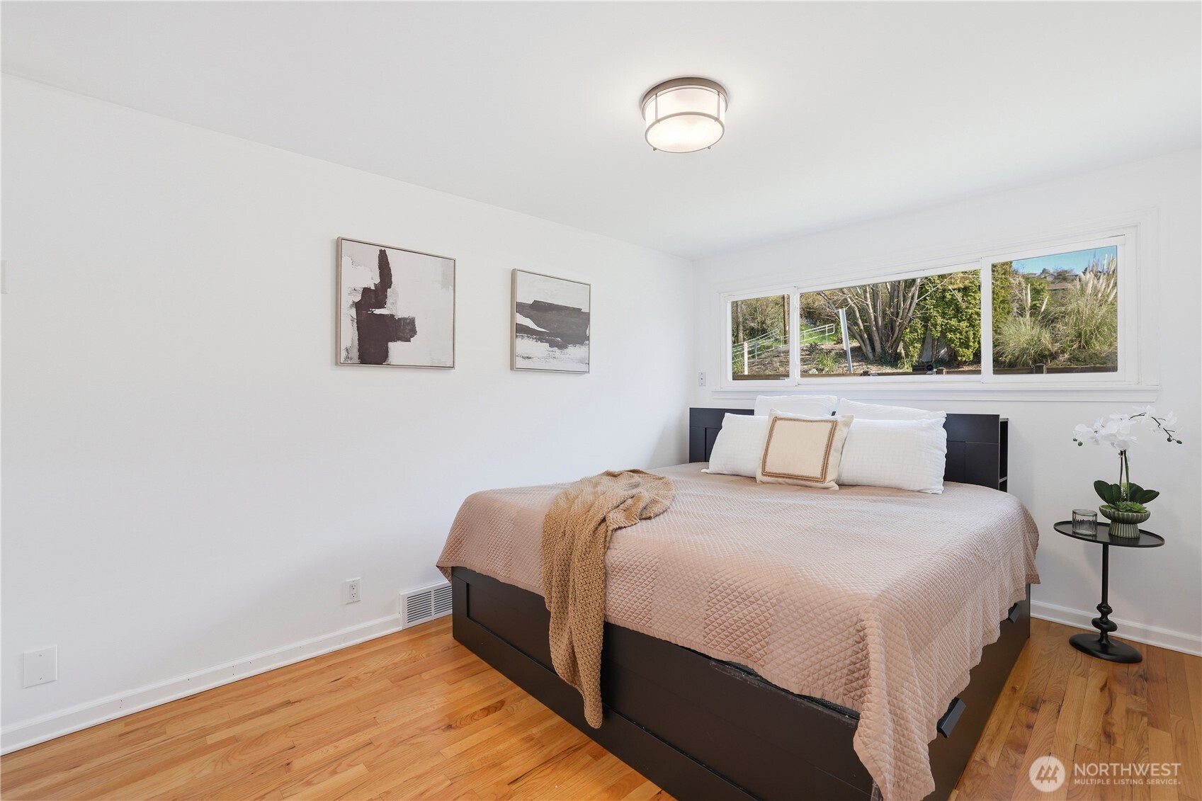 8605 46th Avenue Southwest Seattle, WA 98136 - Photo 13 of 39