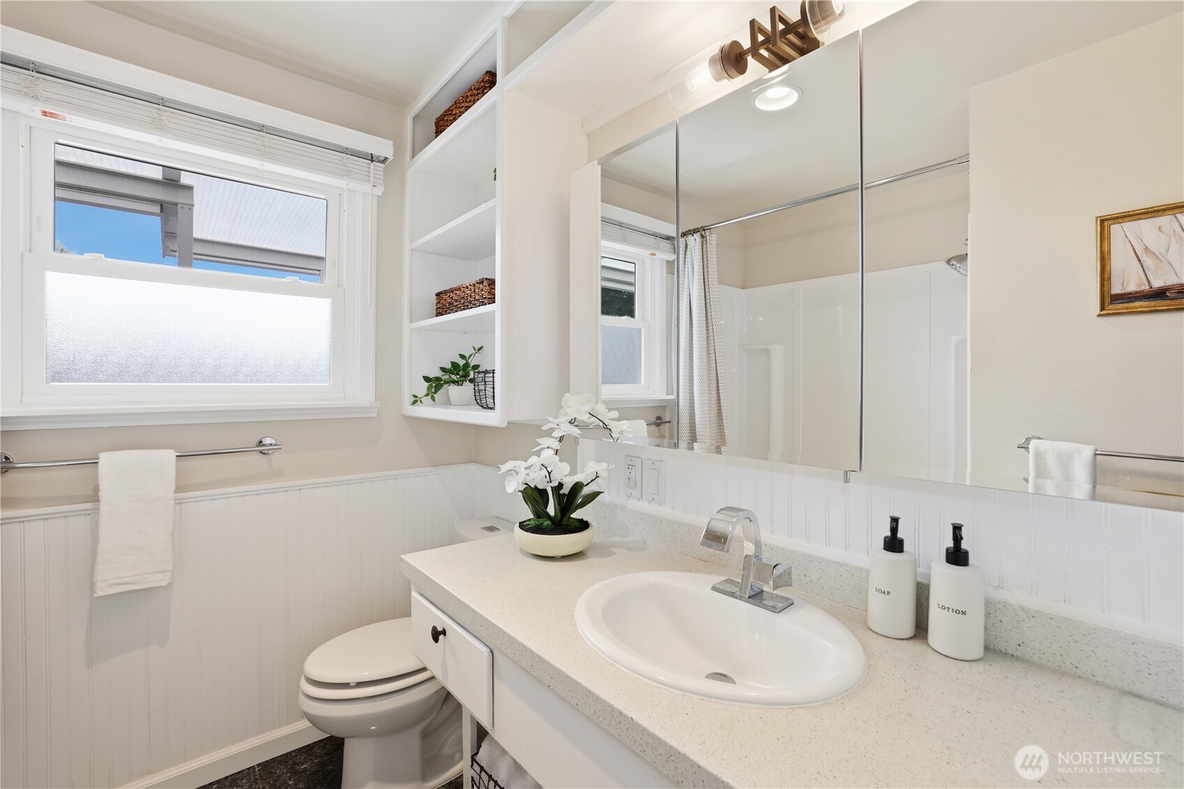 8605 46th Avenue Southwest Seattle, WA 98136 - Photo 16 of 39