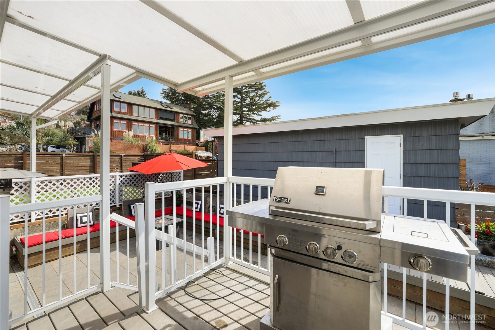 8605 46th Avenue Southwest Seattle, WA 98136 - Photo 30 of 39