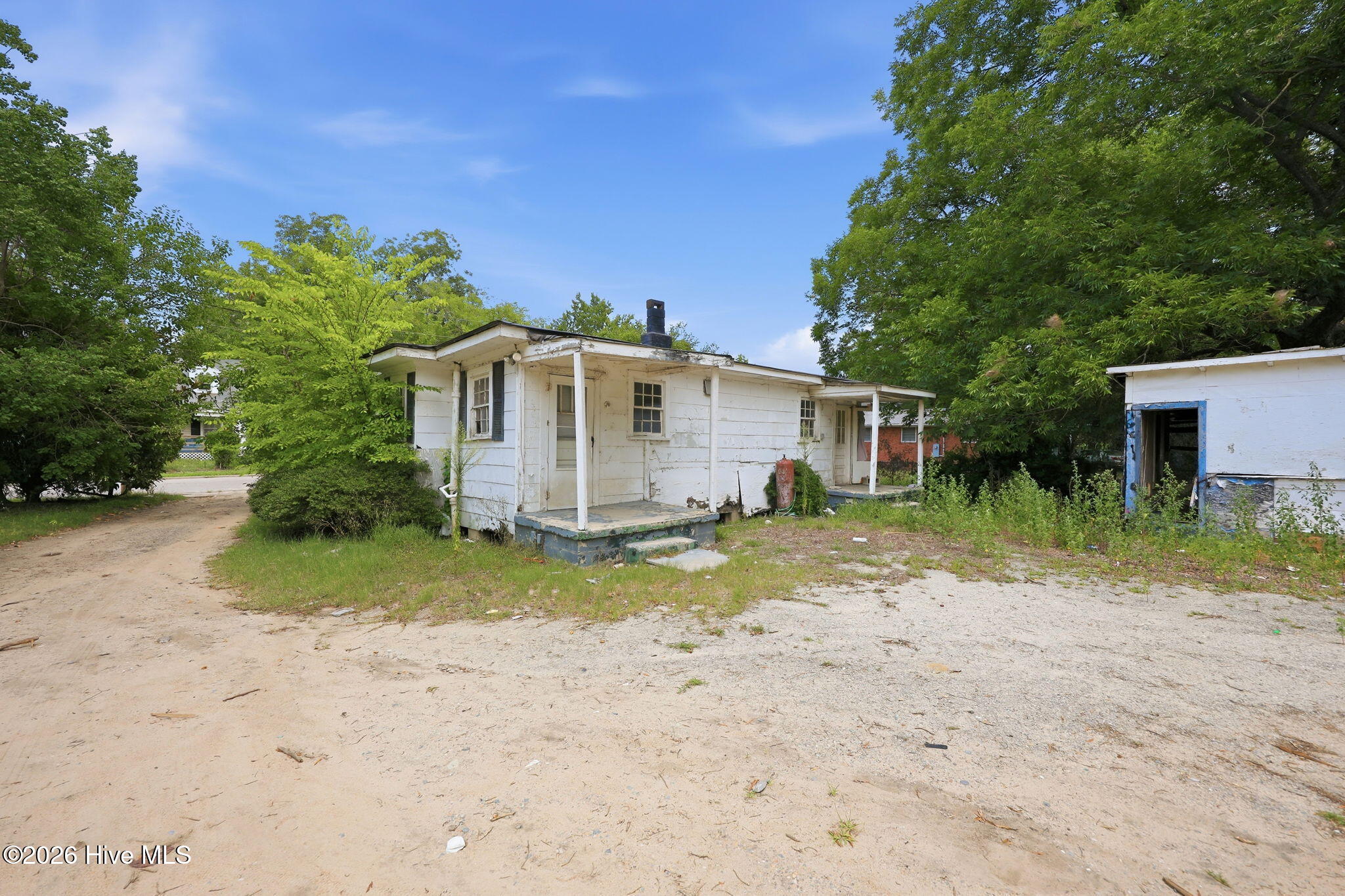 1005 Tower Hill Road Kinston, NC 28501 - Photo 3 of 11