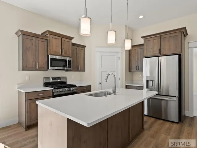 $410,000 | 402 Kelton Circle, Shelley, ID 83274