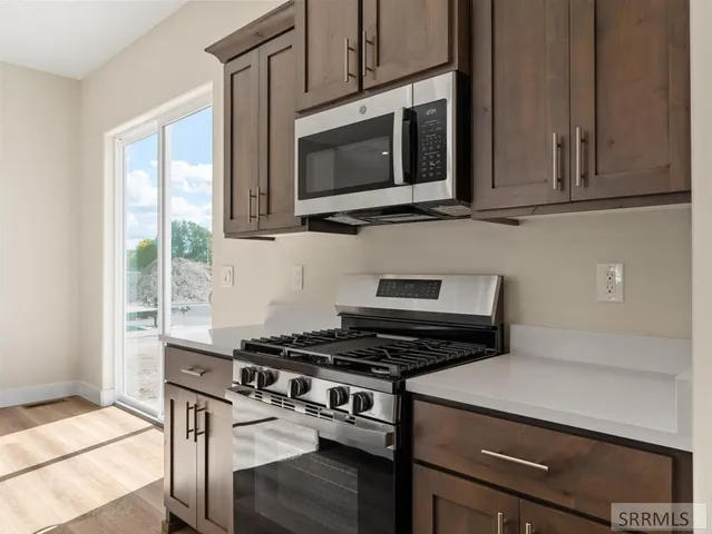 $410,000 | 402 Kelton Circle, Shelley, ID 83274