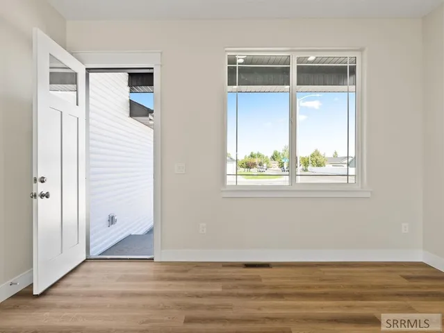 $410,000 | 402 Kelton Circle, Shelley, ID 83274