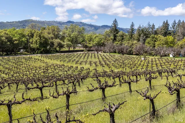 $820,000 | 3200 Rd J, Redwood Valley, CA 95470