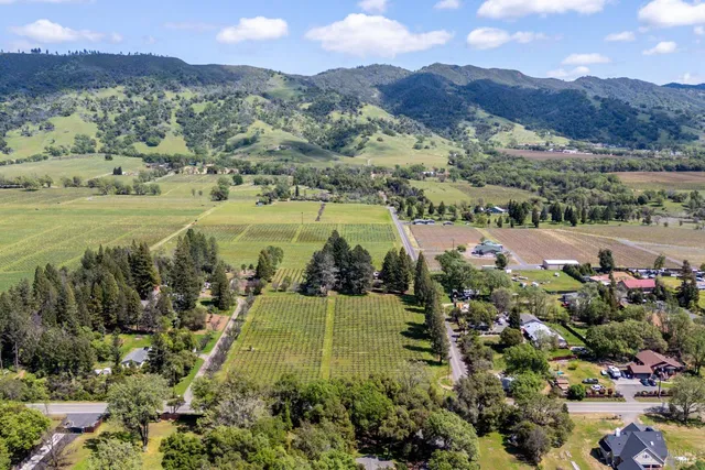 $820,000 | 3200 Rd J, Redwood Valley, CA 95470