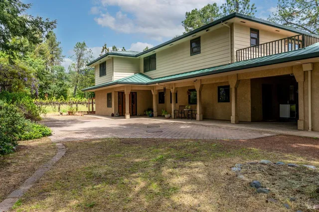 $820,000 | 3200 Rd J, Redwood Valley, CA 95470