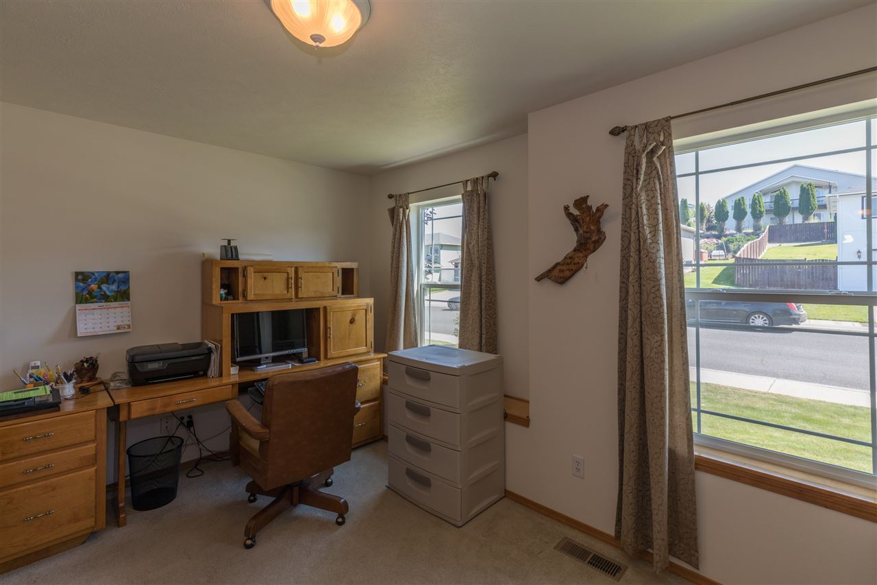1107 North Fox Ridge Road Medical Lake, WA 99022 - Photo 11 of 20 Gallery Image 11