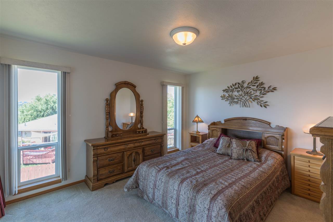 1107 North Fox Ridge Road Medical Lake, WA 99022 - Photo 8 of 20 Gallery Image 8