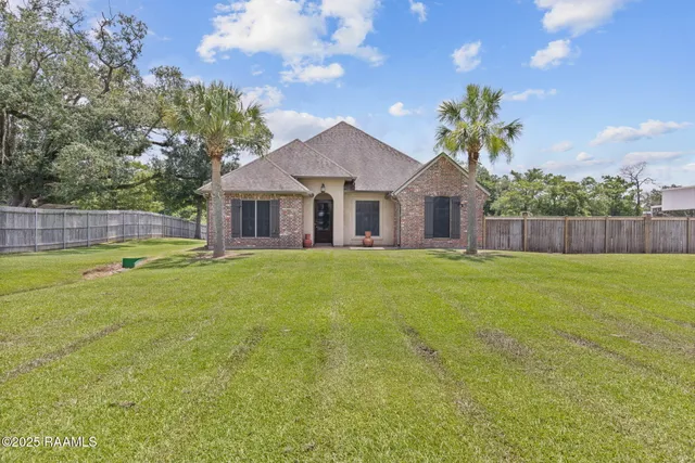 $350,000 | 512 Park Avenue, Abbeville, LA 70510