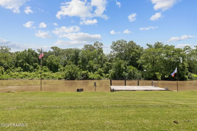 $350,000 | 512 Park Avenue, Abbeville, LA 70510