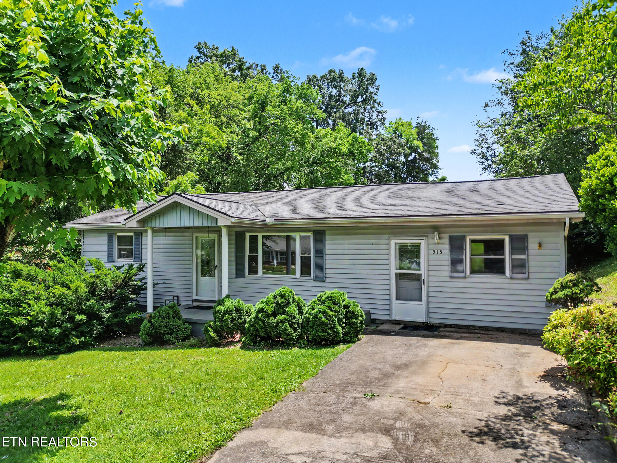 515 Morrell Street Newport, TN 37821 - Photo 4 of 44 2_dji_0115