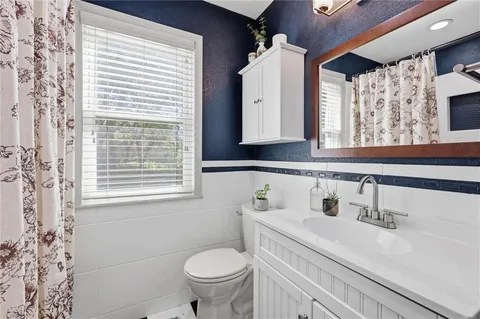 $289,000 | 8233 Woodward, Overland Park, KS 66204