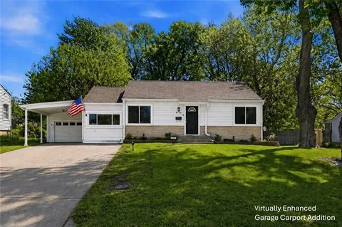 $289,000 | 8233 Woodward, Overland Park, KS 66204