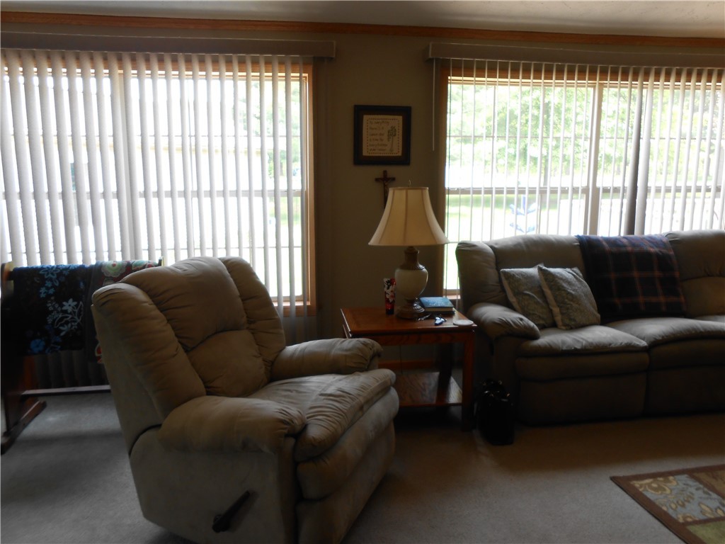 6390 Snake Trail Road Charleston, IL 61920 - Photo 7 of 23