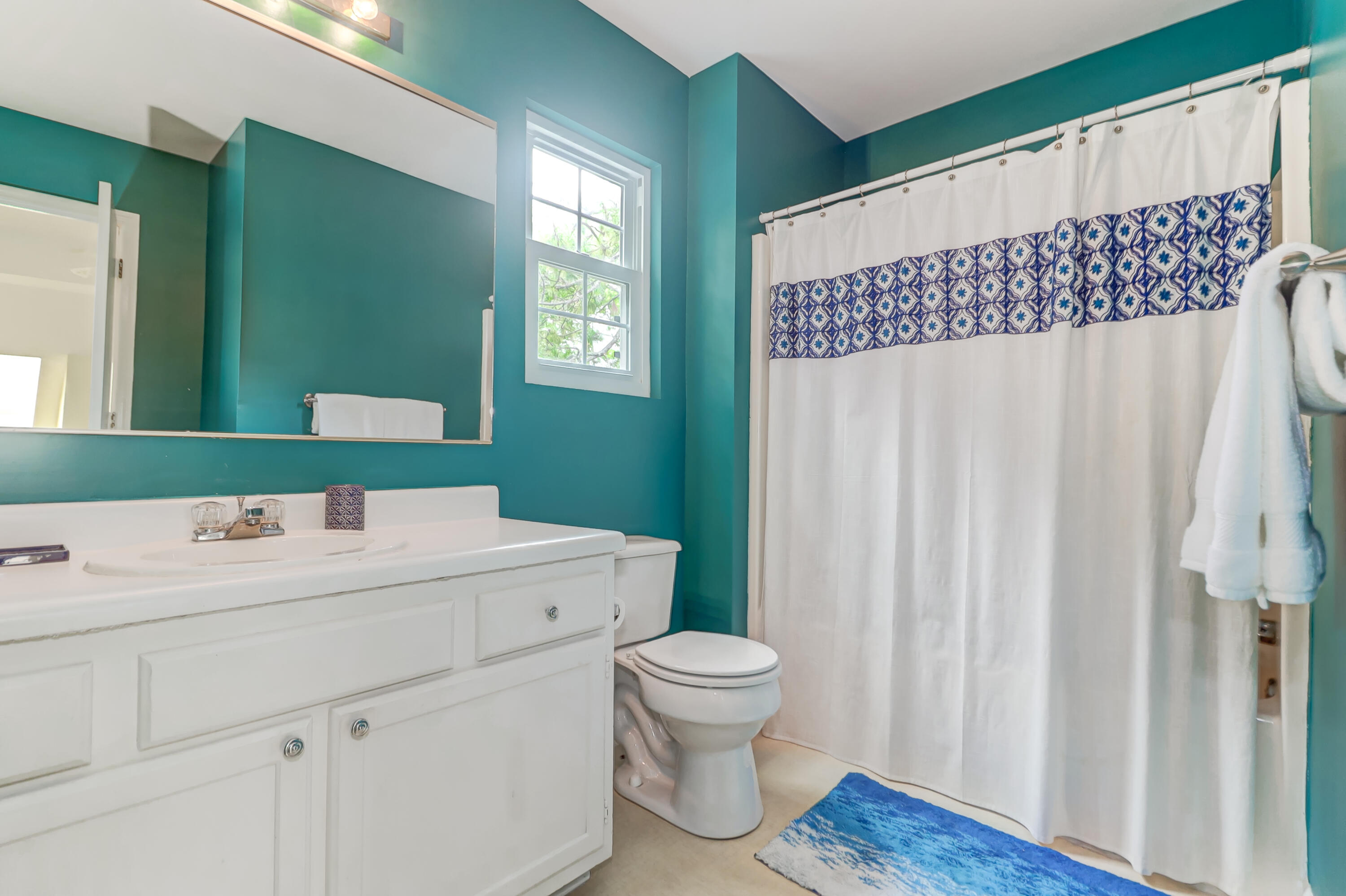 1217 Llewellyn Road Mount Pleasant, SC 29464 - Photo 19 of 31 Full Bathroom