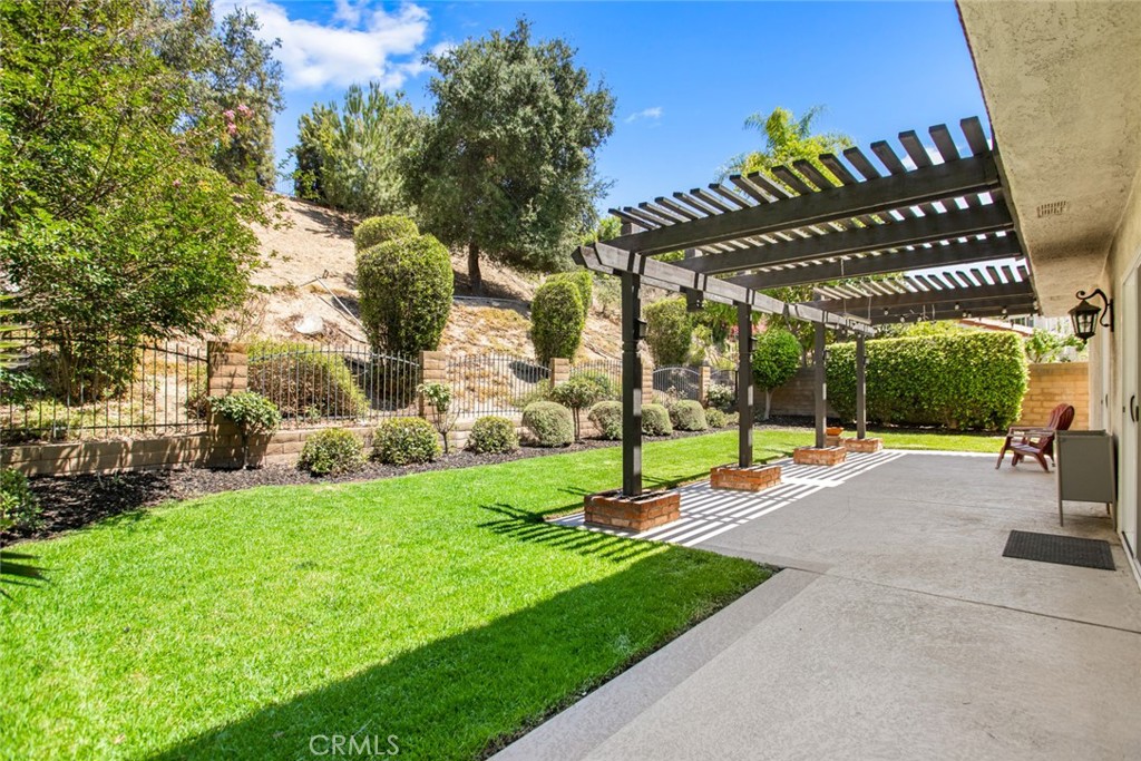 1566 Autumn Hill Road Diamond Bar, CA 91765 - Photo 33 of 40