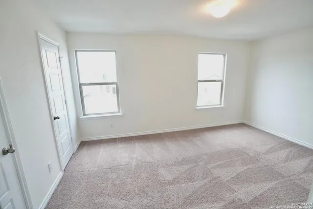 $2,100 | 7746 Canyon Wren, San Antonio, TX 78253