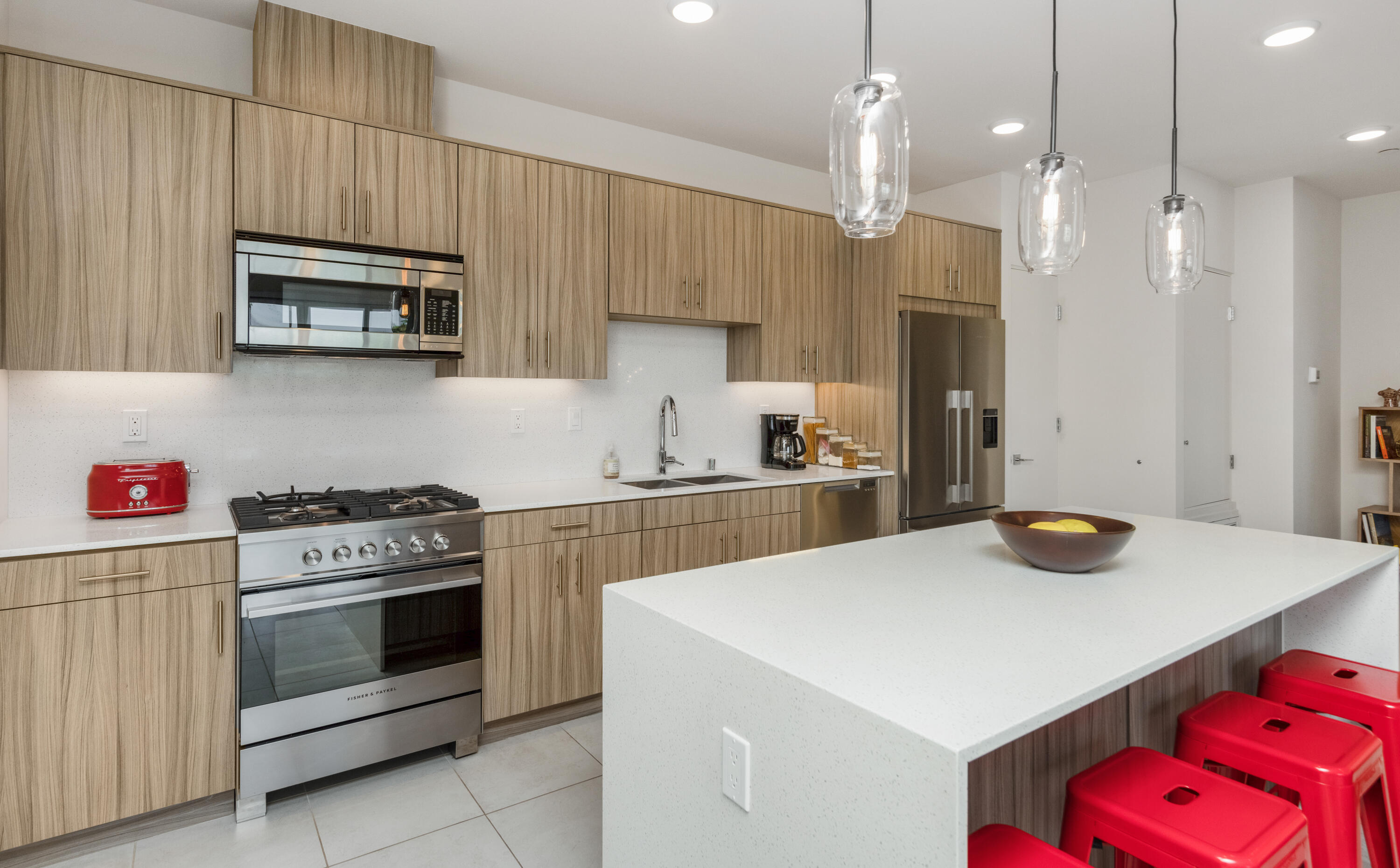 201 The River Palm Springs, CA 92262 - Photo 2 of 31 8