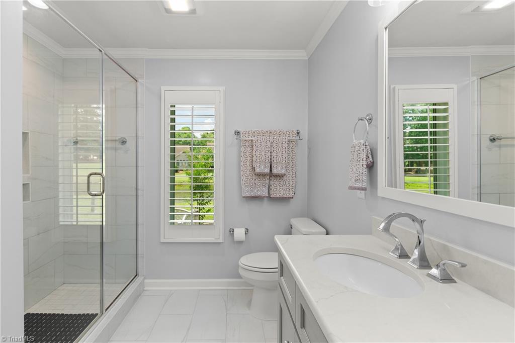 204 Hamilton Court Bermuda Run, NC 27006 - Photo 20 of 33