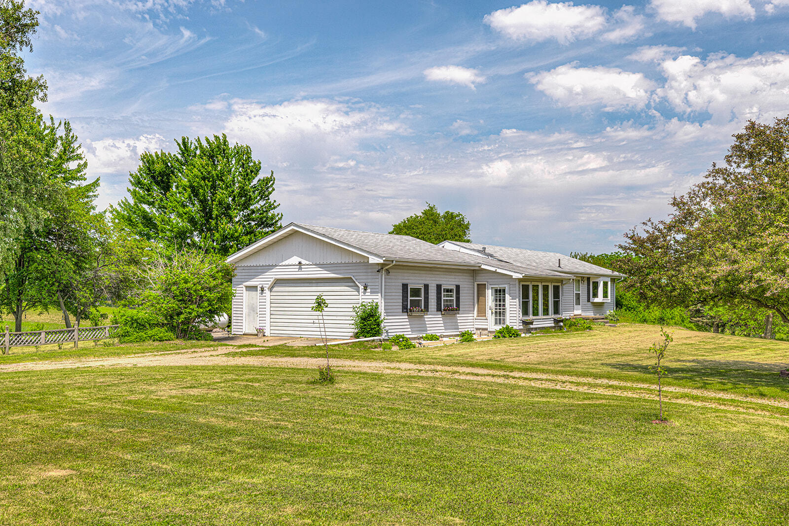 10250 Sears Road Concord, MI 49237 - Photo 3 of 40 10250Sears_04
