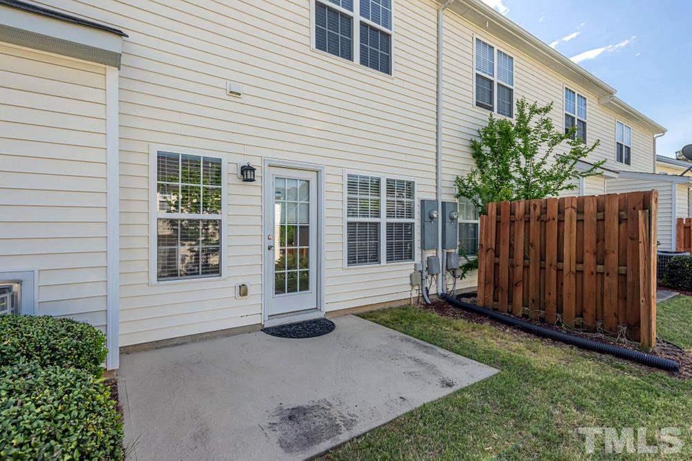 3519 Oneonta Avenue Raleigh, NC 27604 - Photo 27 of 30 Back patio for grill and entertaining.