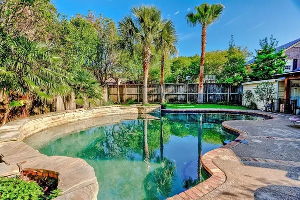 $409,000 | 755 19th Street, Beaumont, TX 77706