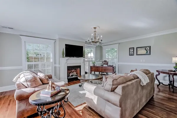 $409,000 | 755 19th Street, Beaumont, TX 77706