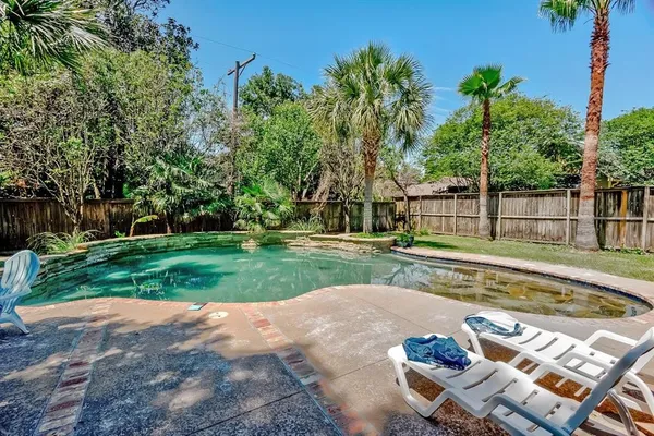 $409,000 | 755 19th Street, Beaumont, TX 77706