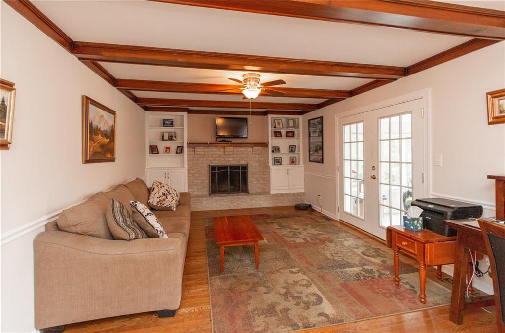 7226 Johnson Road Indianapolis, IN 46250 - Photo 8 of 25 Gallery Image 8